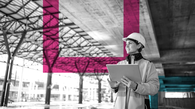 AdobeStock_324027017_ladytablet copy